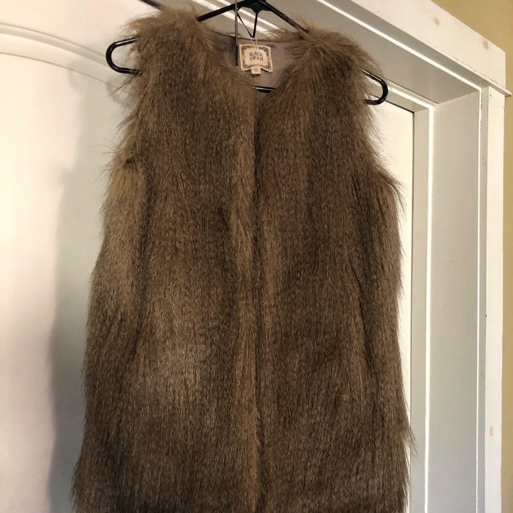 Fur vest